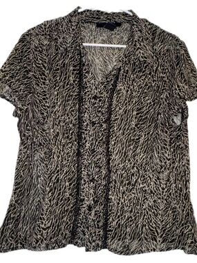 Jones Wear Black and Cream Short Sleeve Printed Blouse